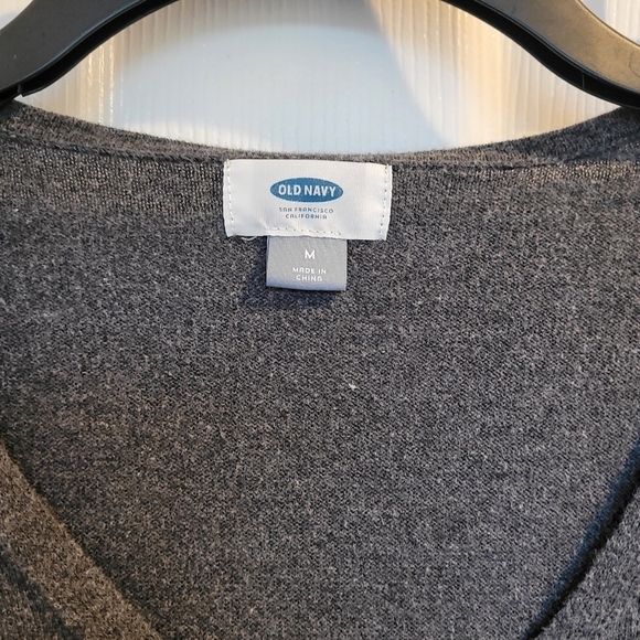 Old Navy Gray  V Neck Split Side Cardigan Women's Size Medium - Picture 7 of 10